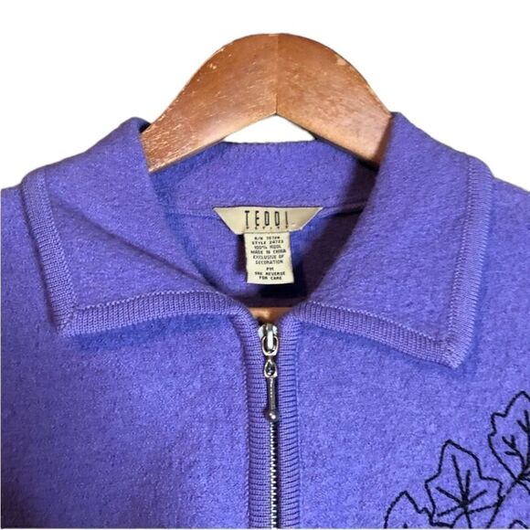 Teddi petite 100% boiled wool zip up sweater with collar. - Picture 2 of 9